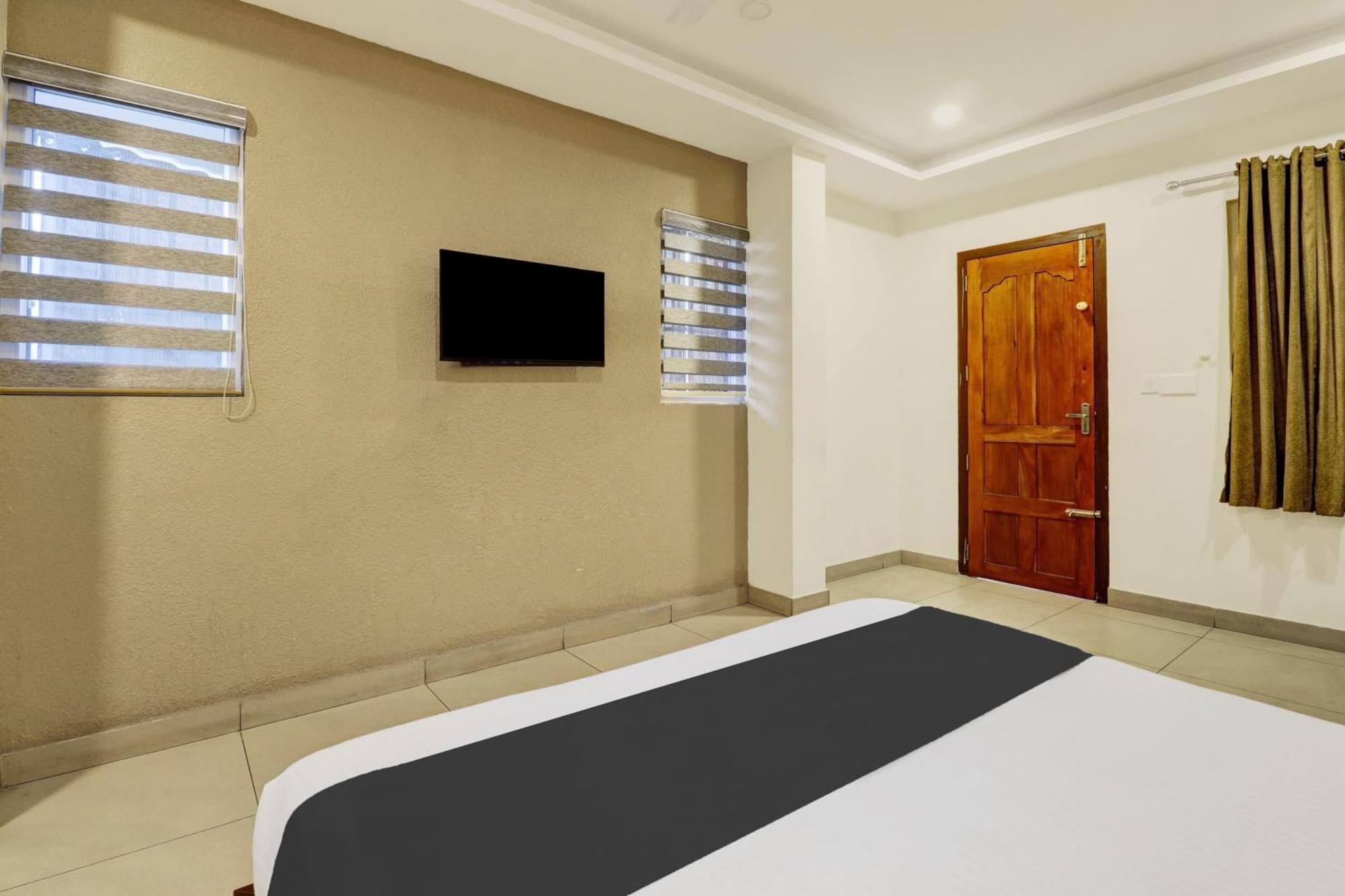 Super Hotel O Kattapana Kattappana Экстерьер фото