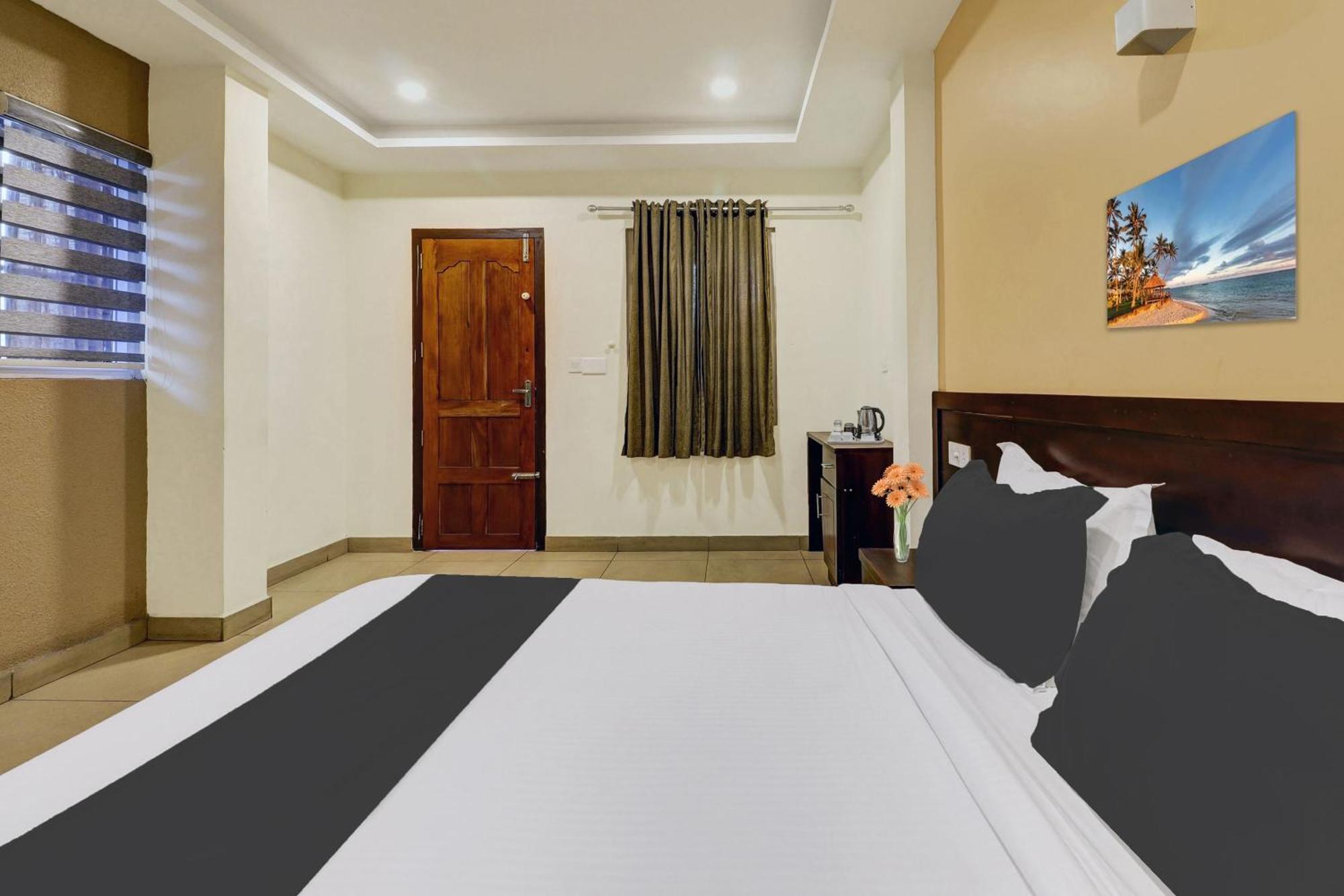 Super Hotel O Kattapana Kattappana Экстерьер фото